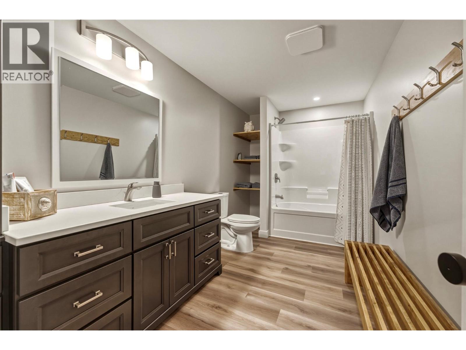 3820 20 Street Ne Unit# 8, Salmon Arm, British Columbia  V1E 0G7 - Photo 53 - 10397072