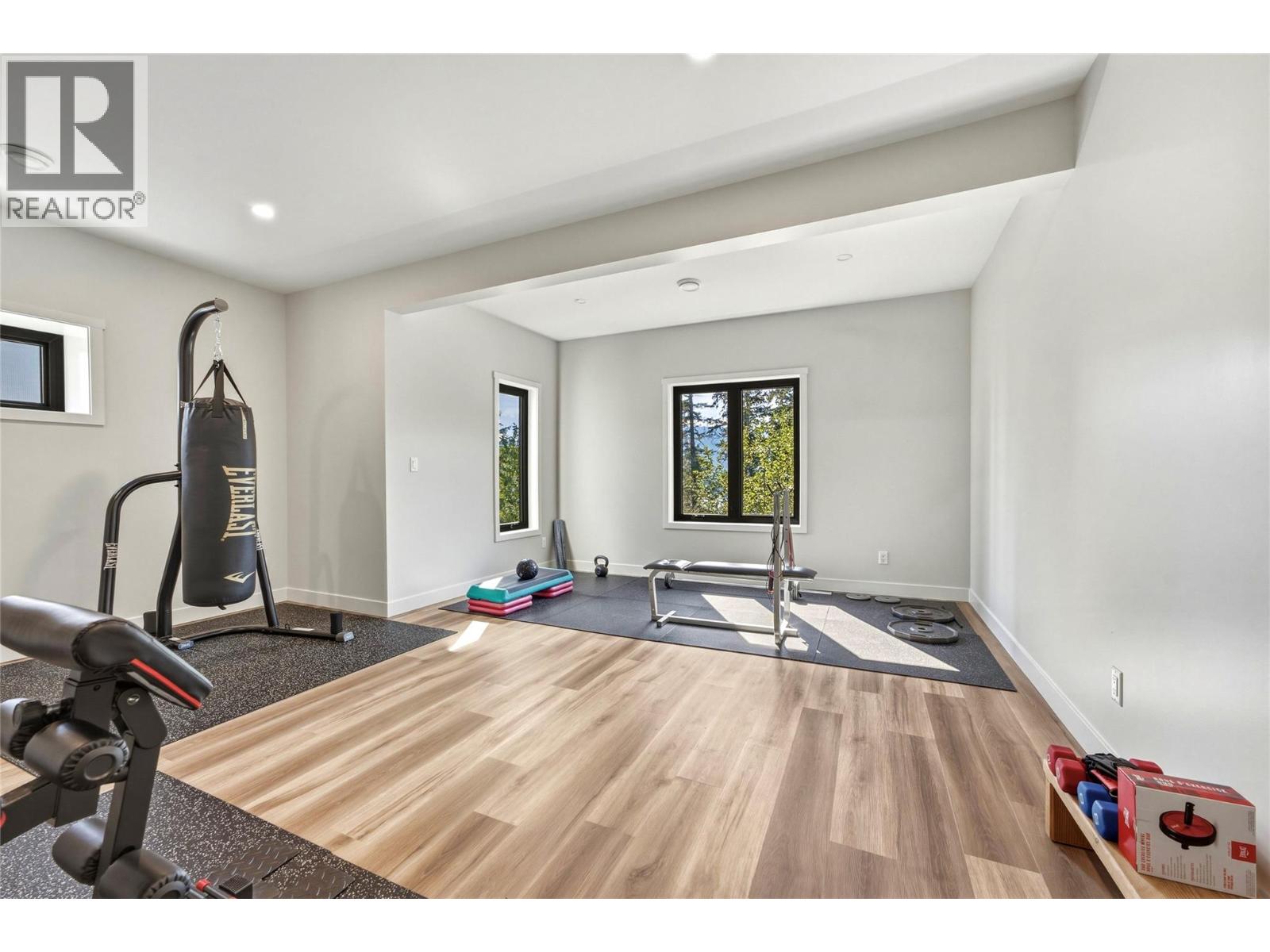 3820 20 Street Ne Unit# 8, Salmon Arm, British Columbia  V1E 0G7 - Photo 54 - 10397072
