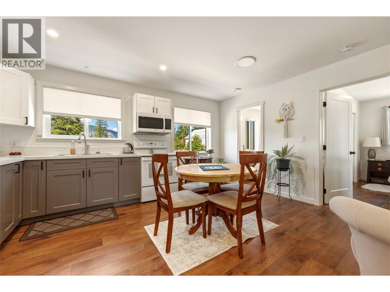 3820 20 Street Ne Unit# 8, Salmon Arm, British Columbia  V1E 0G7 - Photo 64 - 10397072