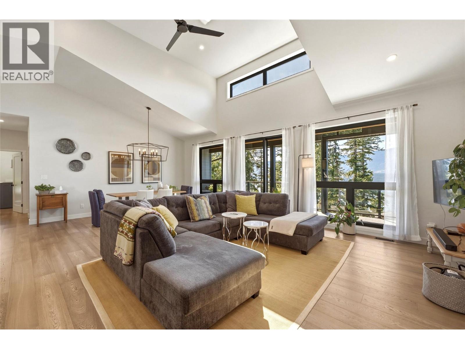 3820 20 Street Ne Unit# 8, Salmon Arm, British Columbia  V1E 0G7 - Photo 9 - 10397072