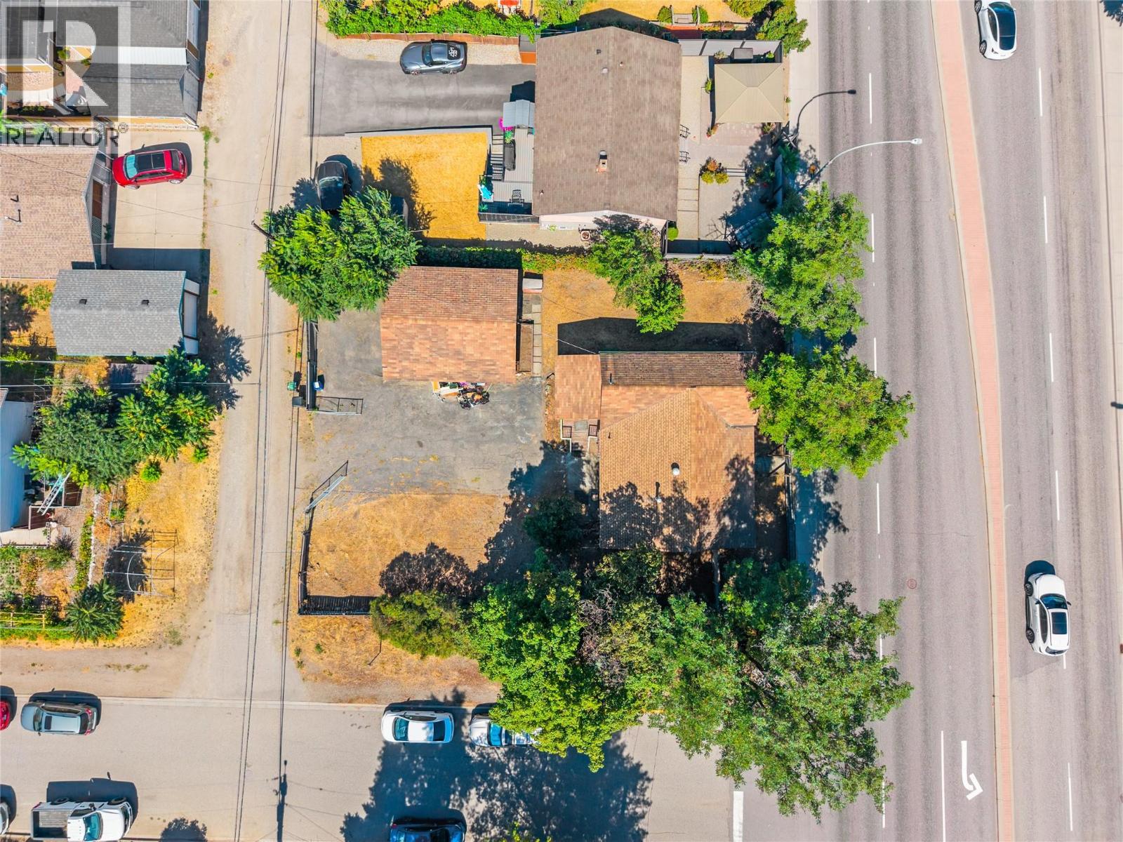 2100 32nd Street, Vernon, British Columbia  V1T 5L1 - Photo 2 - 10397715