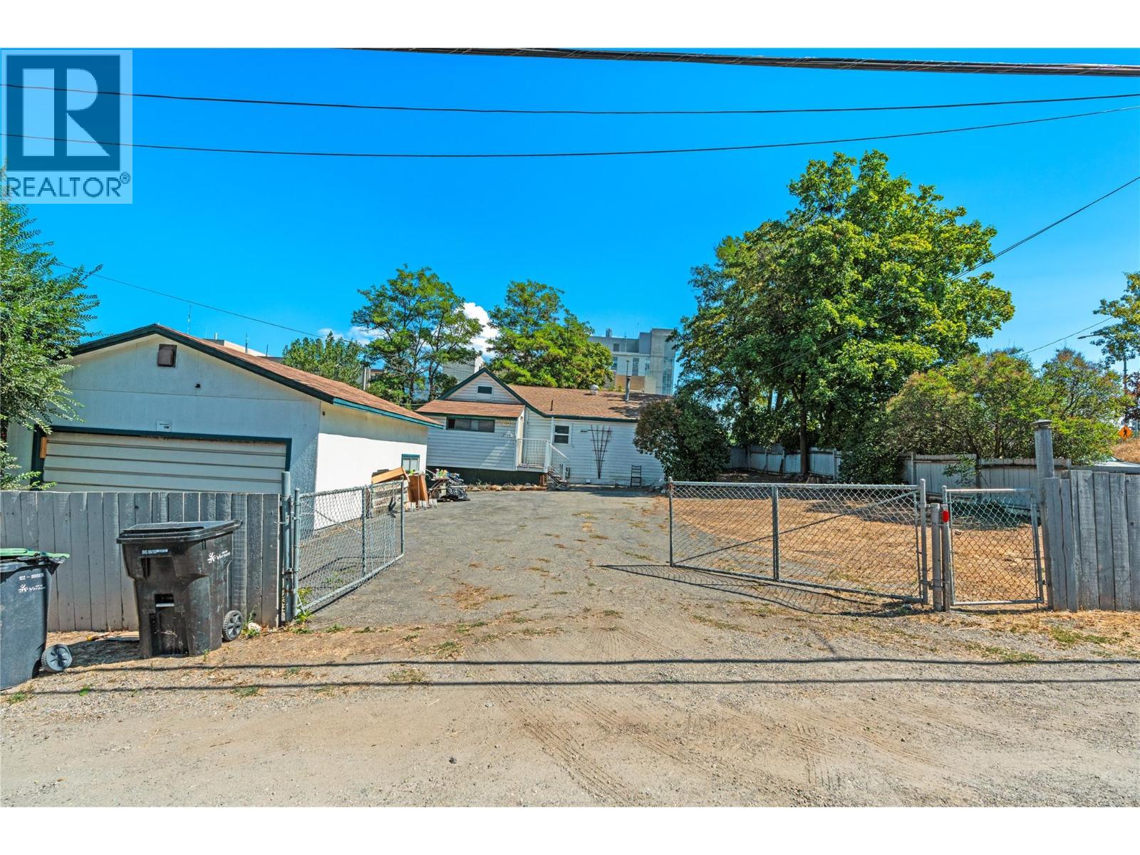 2100 32nd Street, Vernon, British Columbia  V1T 5L1 - Photo 3 - 10397715