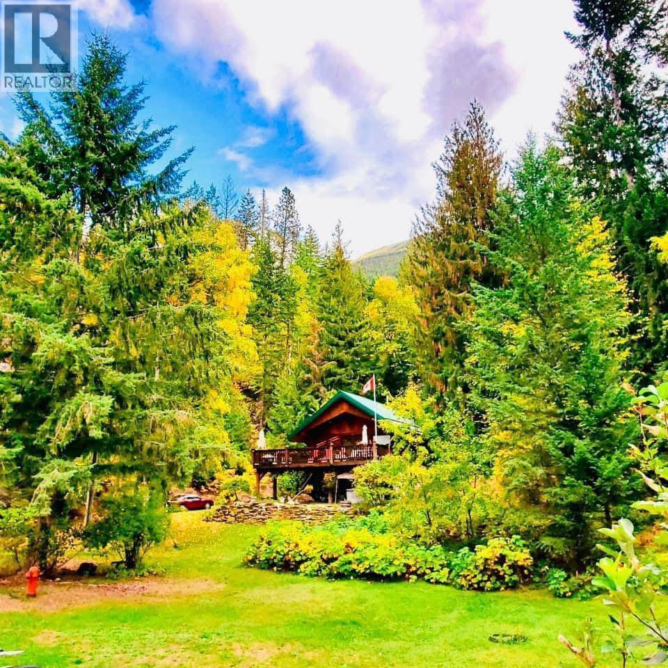 13579 Mountain Shores Road, Boswell, British Columbia  V0B 1A4 - Photo 1 - 10397698