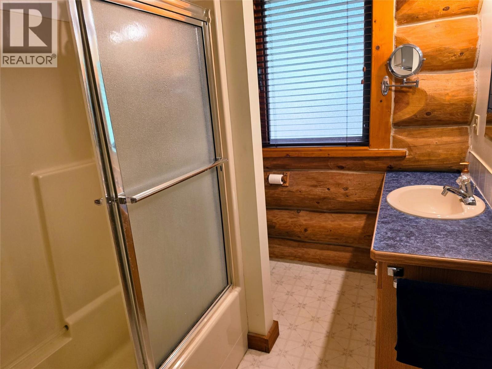 13579 Mountain Shores Road, Boswell, British Columbia  V0B 1A4 - Photo 13 - 10397698