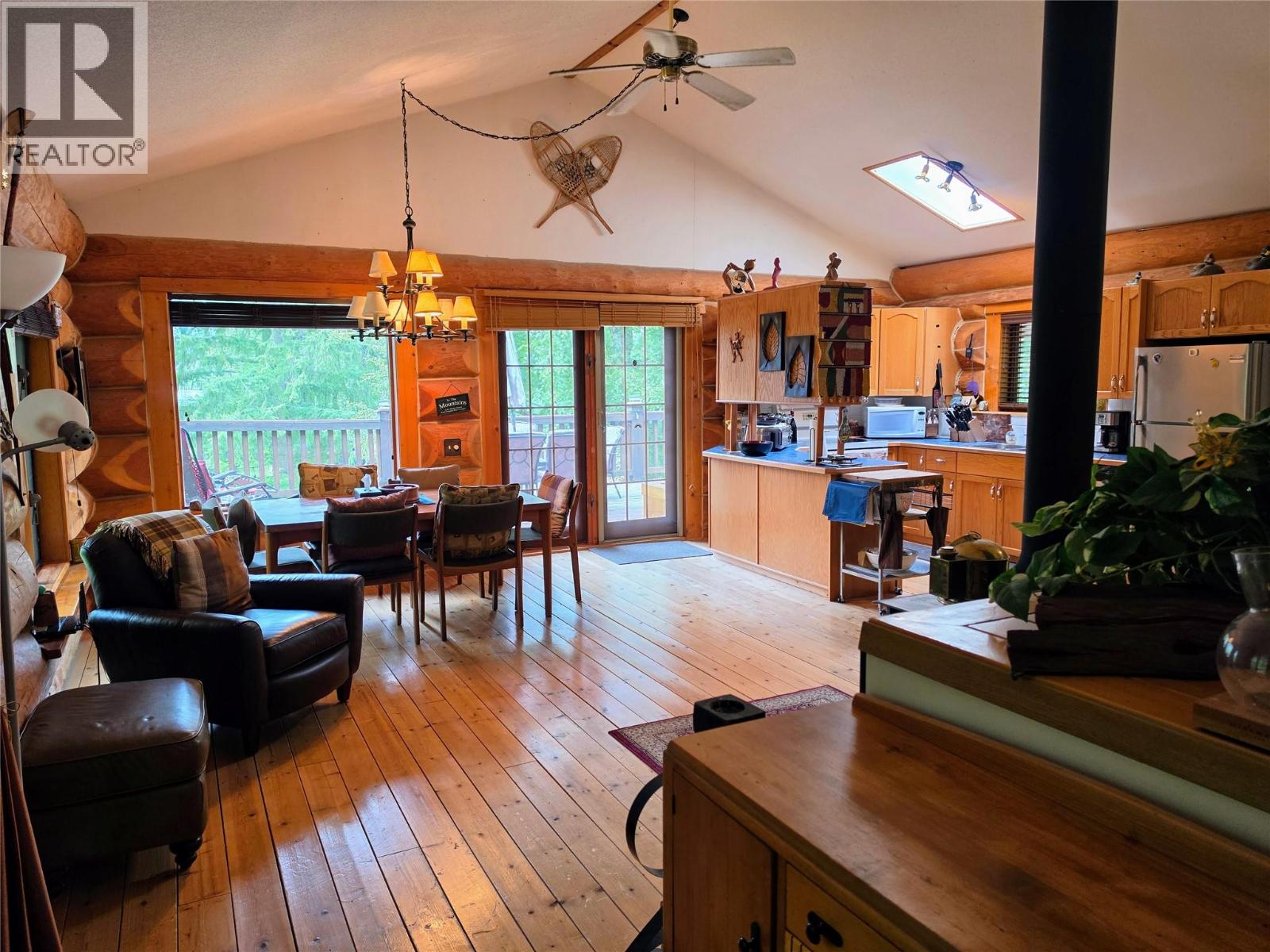 13579 Mountain Shores Road, Boswell, British Columbia  V0B 1A4 - Photo 3 - 10397698