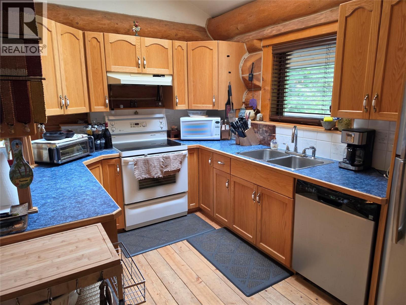13579 Mountain Shores Road, Boswell, British Columbia  V0B 1A4 - Photo 5 - 10397698