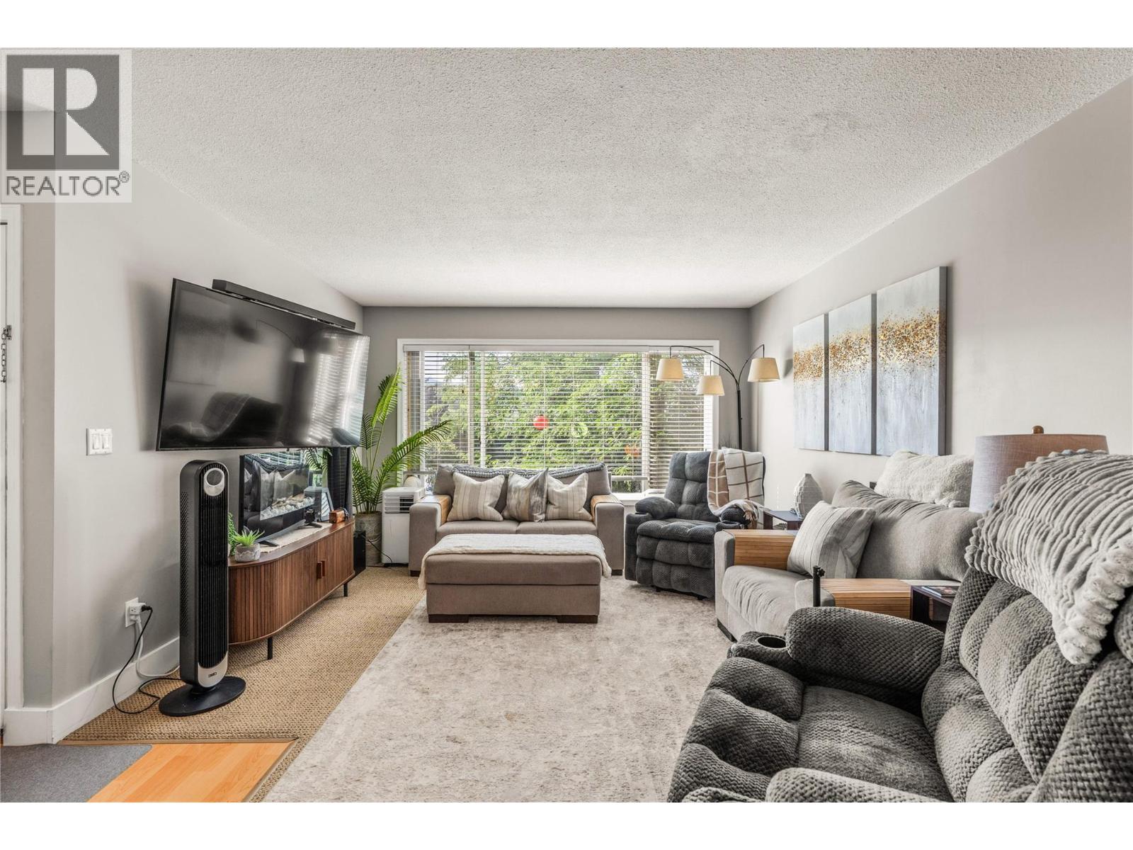 4211 27 Avenue, Vernon, British Columbia  V1T 1T3 - Photo 34 - 10397256
