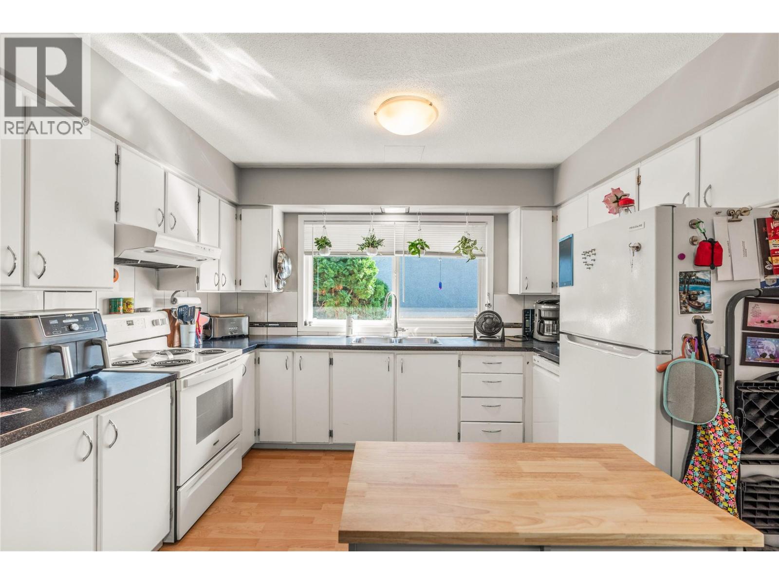 4211 27 Avenue, Vernon, British Columbia  V1T 1T3 - Photo 37 - 10397256