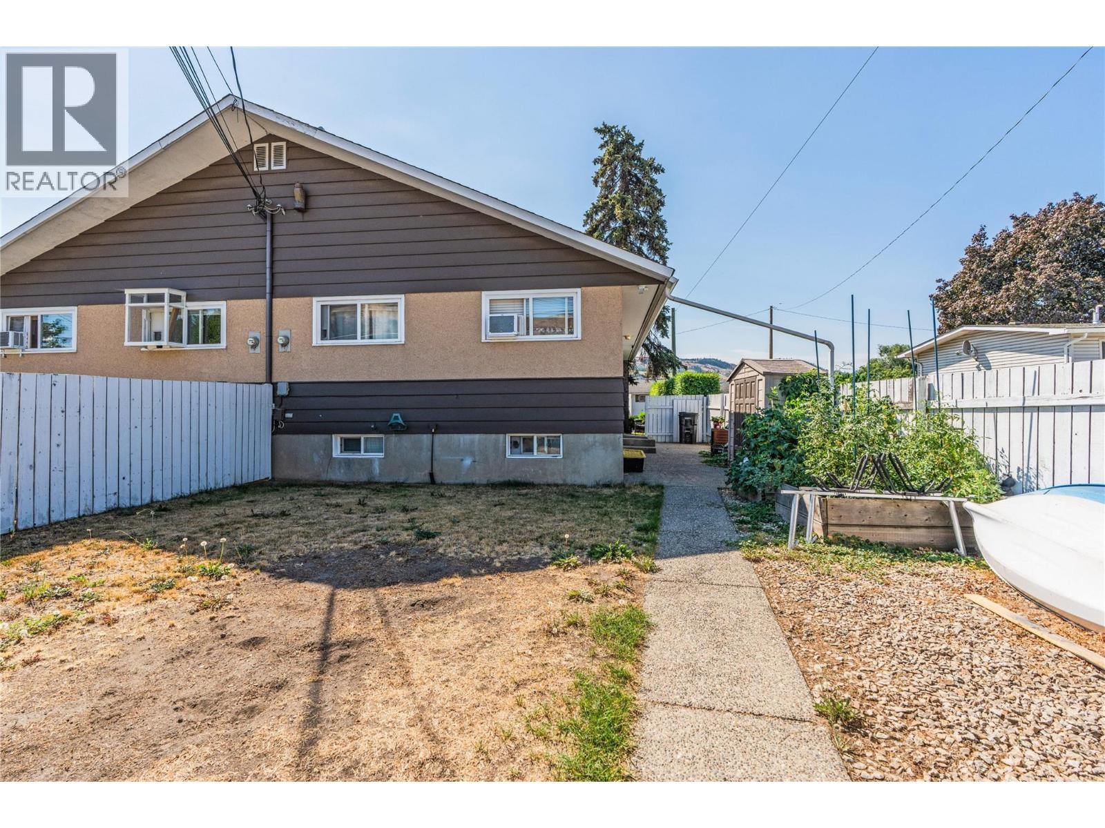 4211 27 Avenue, Vernon, British Columbia  V1T 1T3 - Photo 6 - 10397256
