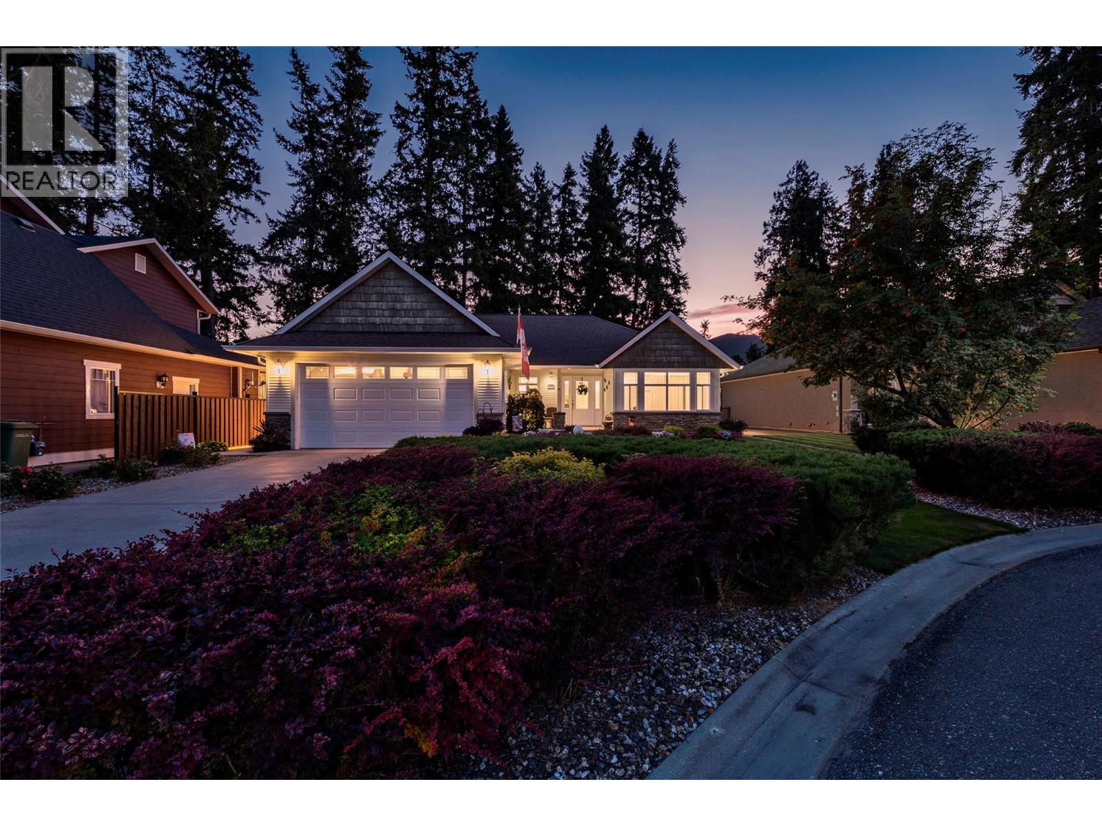 2976 Heal Court, Armstrong, British Columbia  V0E 1B2 - Photo 2 - 10397703