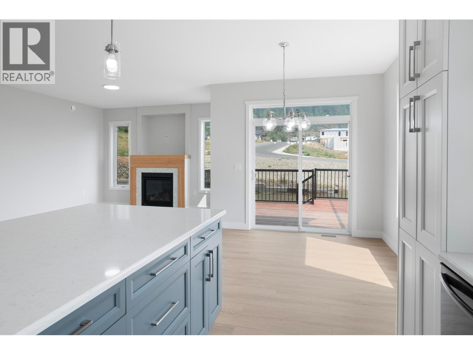 712 Mountain View Crescent, Creston, British Columbia  V0B 1G5 - Photo 11 - 10397291