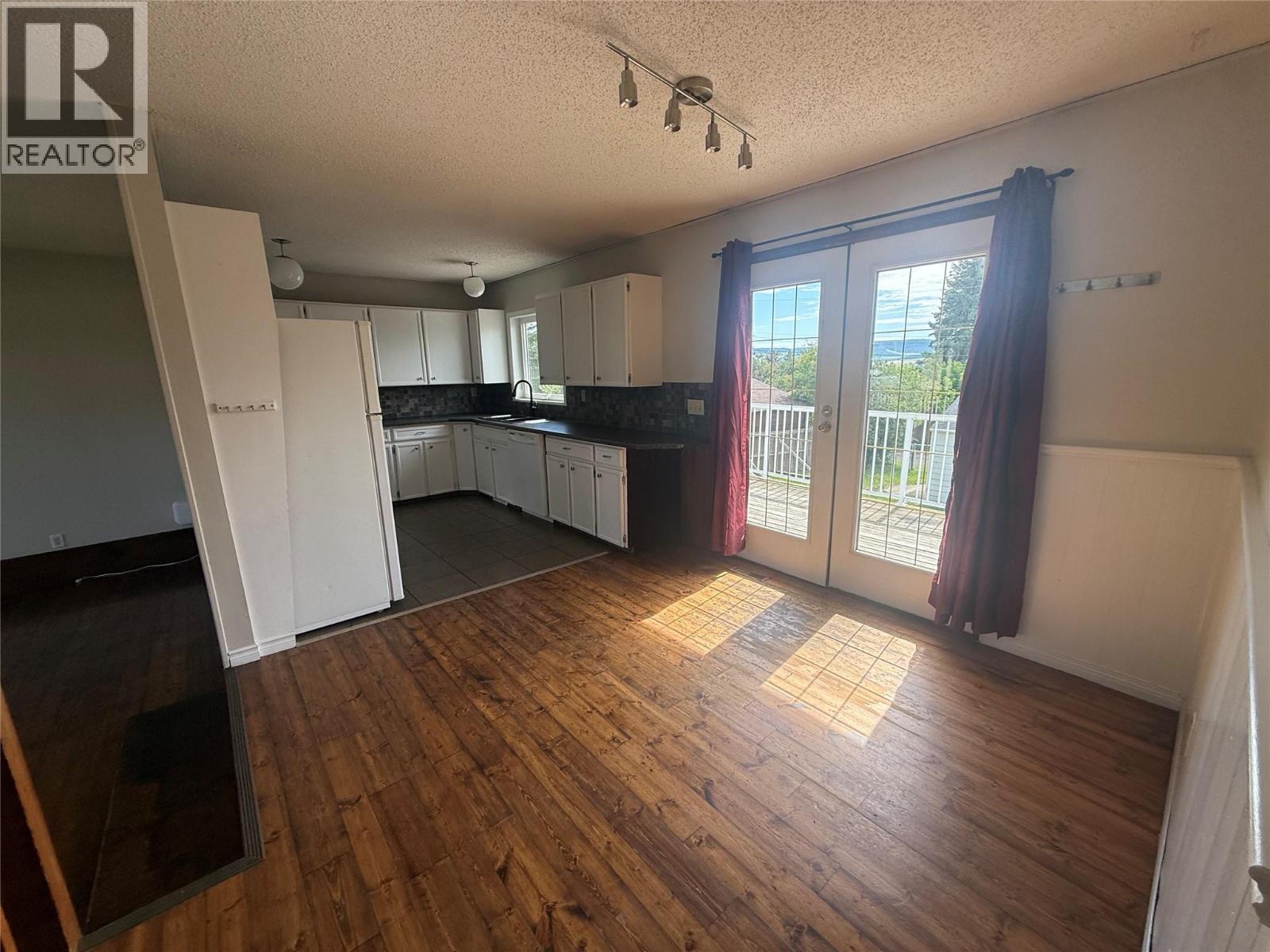 925 Cornwall Crescent, Dawson Creek, British Columbia  V1G 1P1 - Photo 4 - 10397836