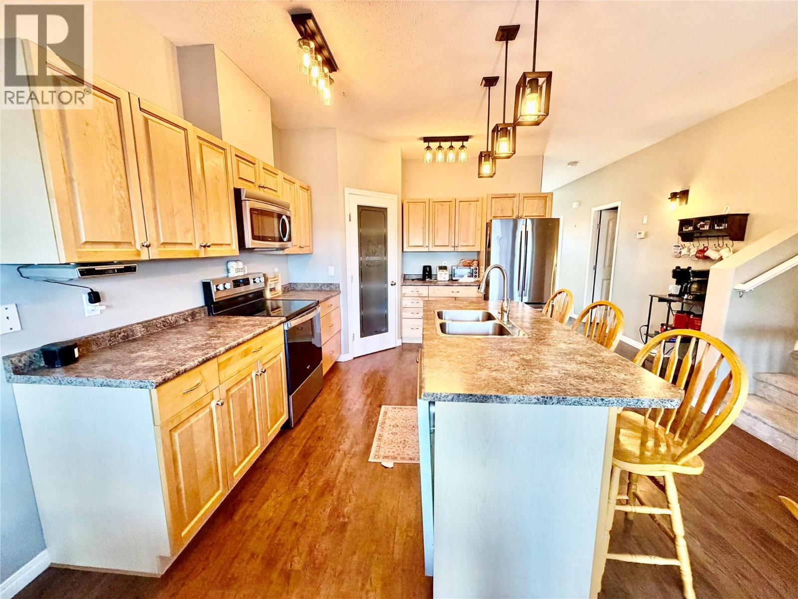1556 Loran Drive, Dawson Creek, British Columbia  V1G 1B6 - Photo 4 - 10397796