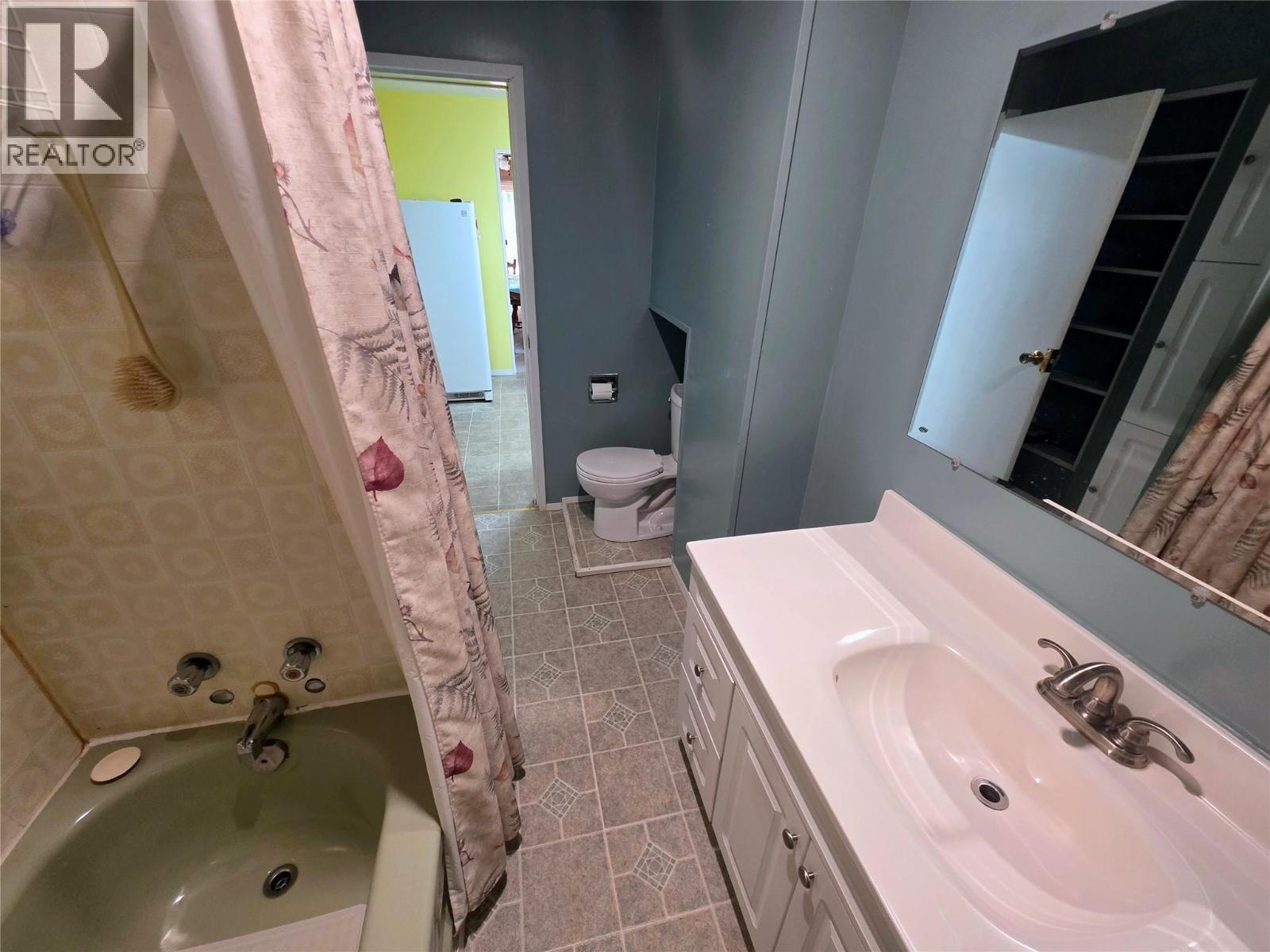 1142 Third Avenue, Trail, British Columbia  V1R 1N9 - Photo 18 - 10397790