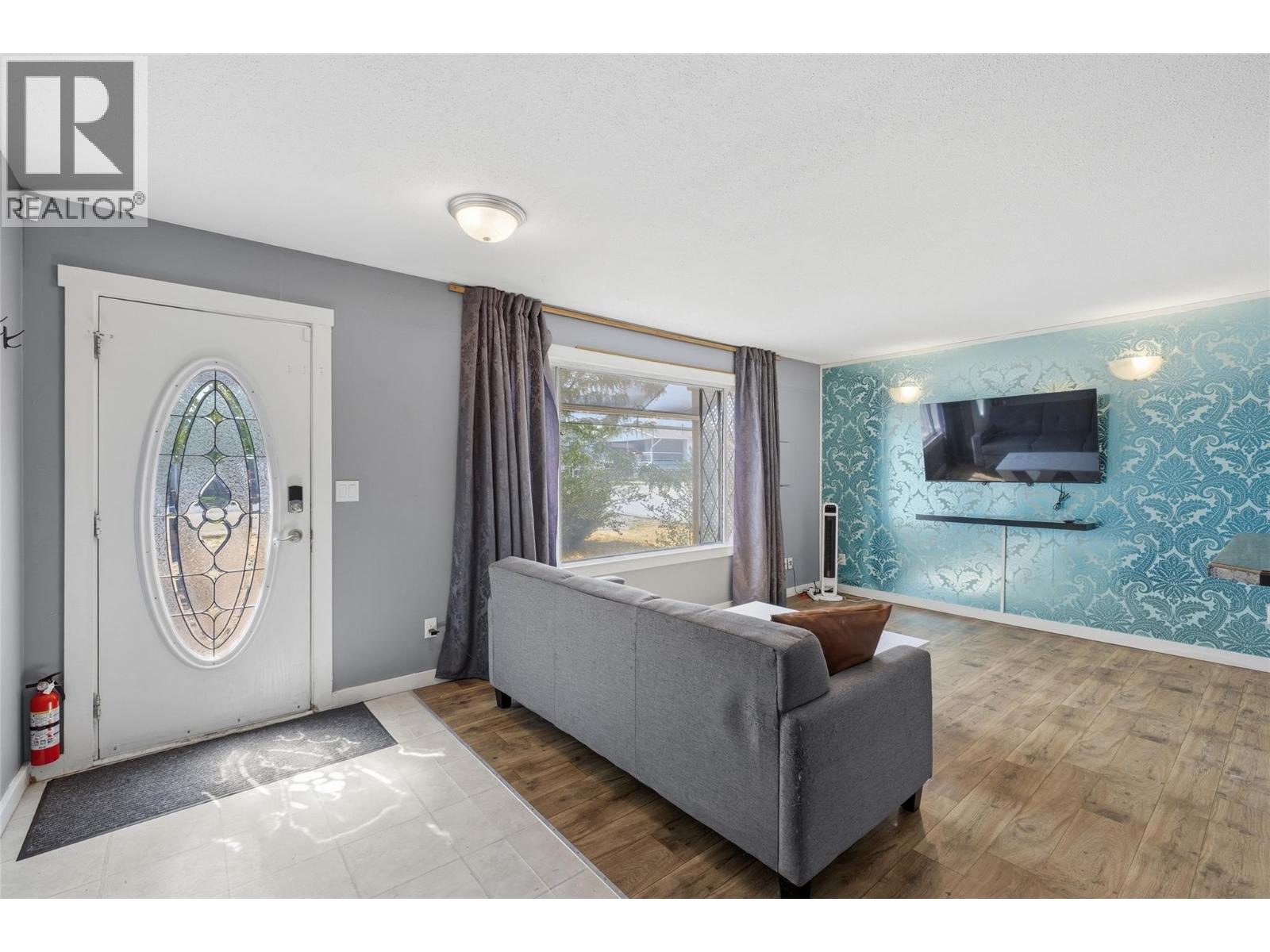 458-460 Keithley Road, Kelowna, British Columbia  V1X 2N7 - Photo 14 - 10397793