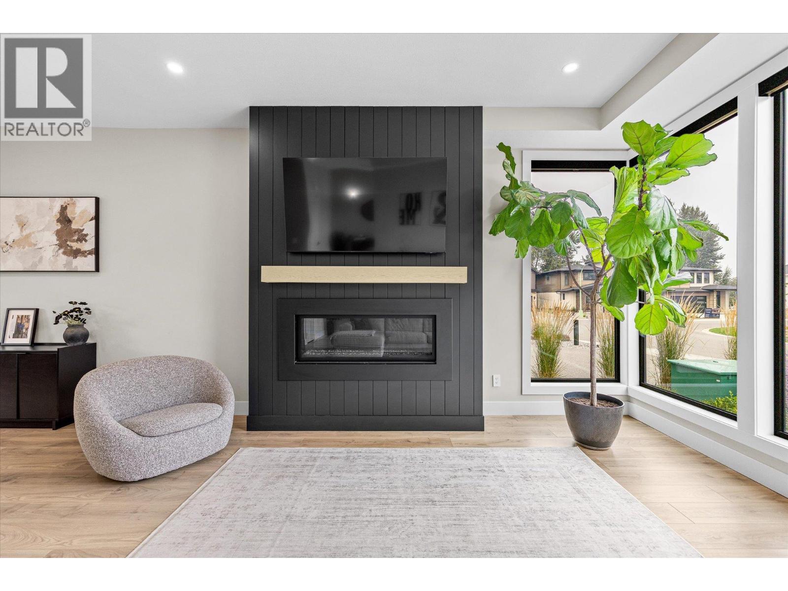 4198 Russo Street, Kelowna, British Columbia  V1W 0B6 - Photo 6 - 10397057