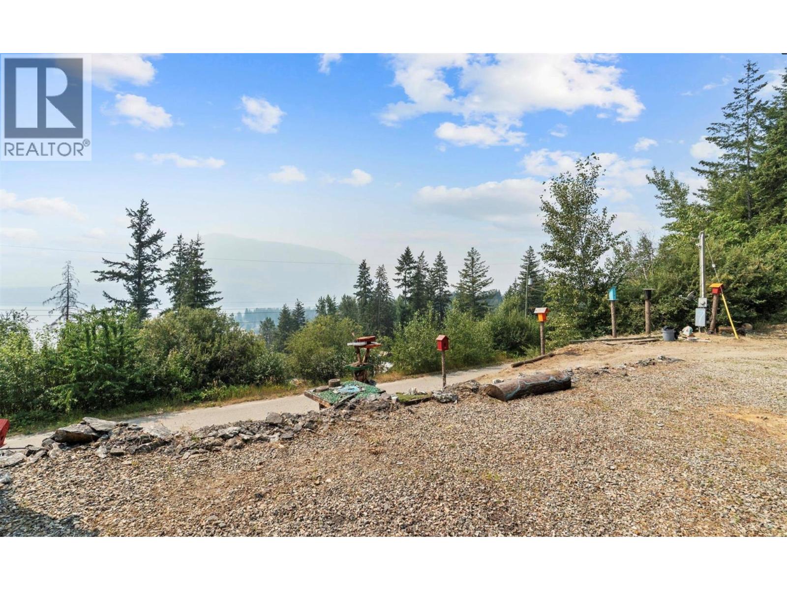 1278 Lee Creek Drive, Lee Creek, British Columbia  V0E 1M4 - Photo 16 - 10397842