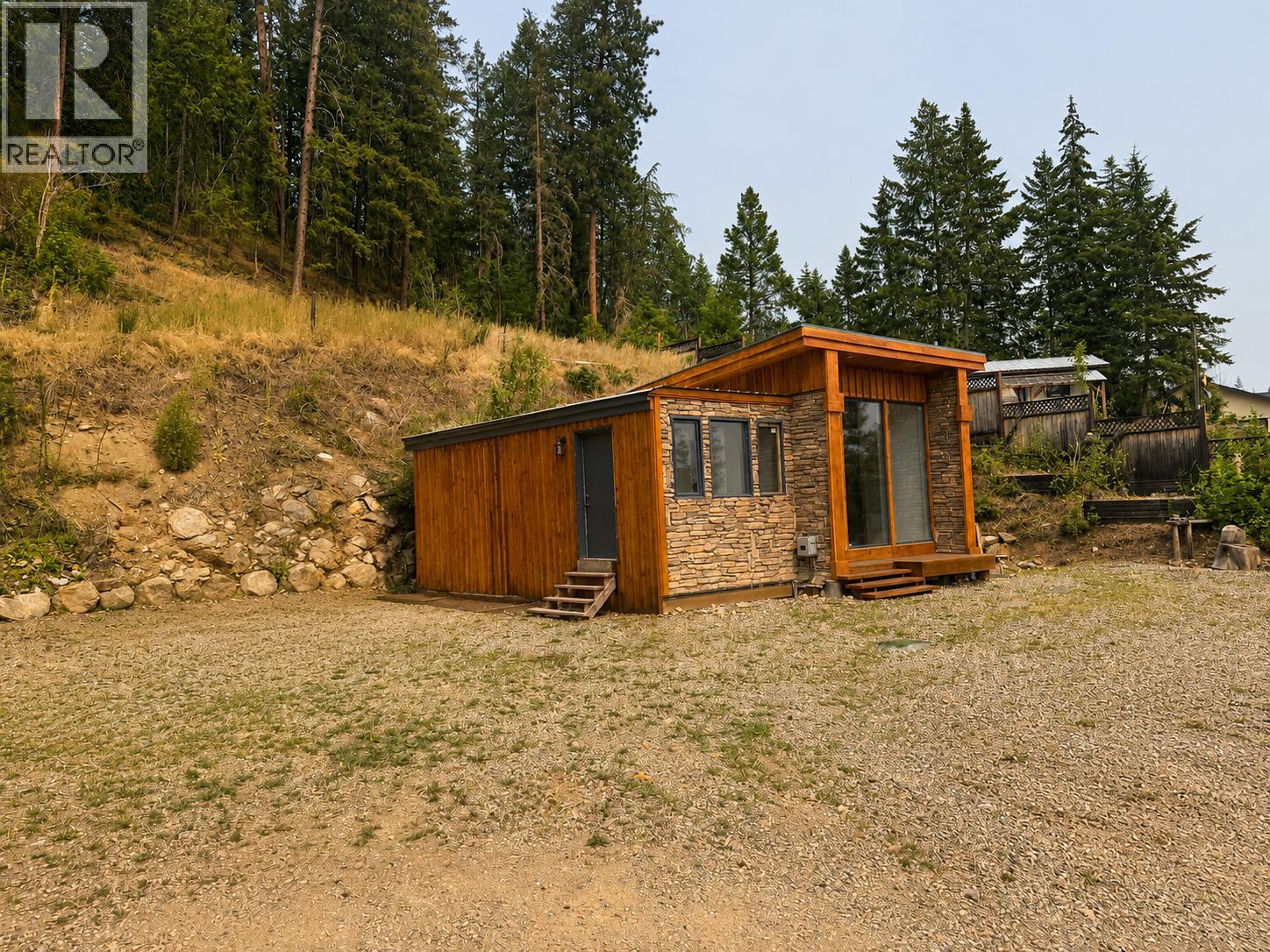 1278 Lee Creek Drive, Lee Creek, British Columbia  V0E 1M4 - Photo 6 - 10397842