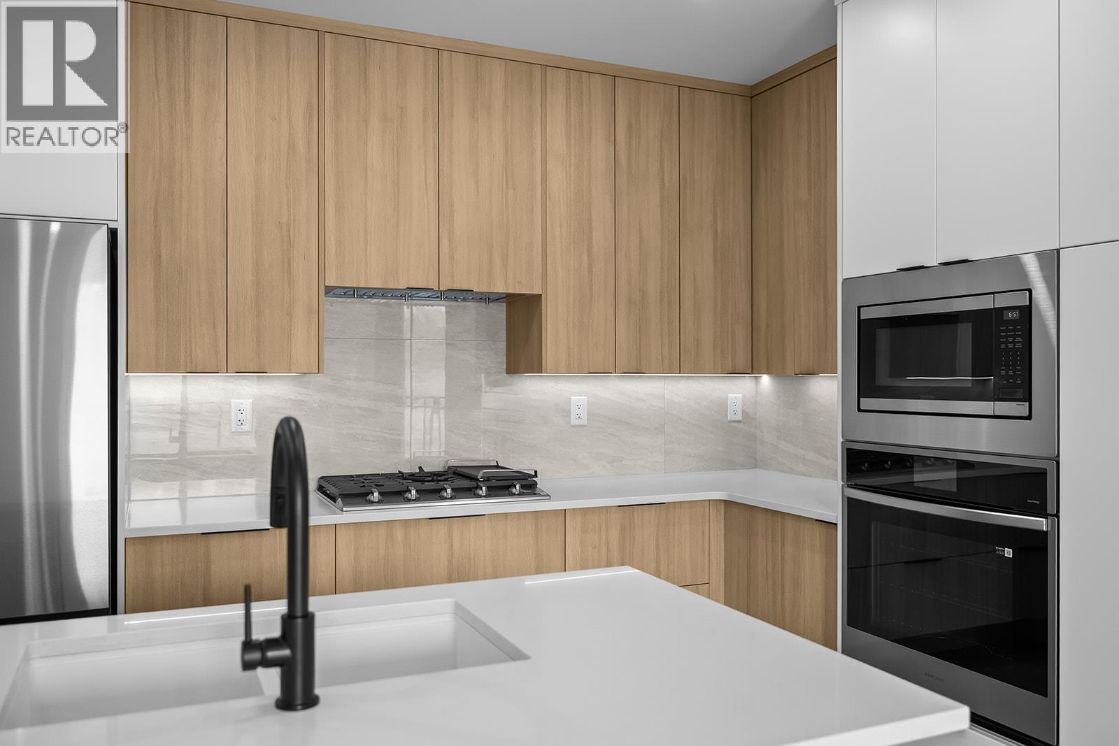 75 Predator Ridge Drive Unit# 506, Vernon, British Columbia  V1H 1G4 - Photo 8 - 10397590