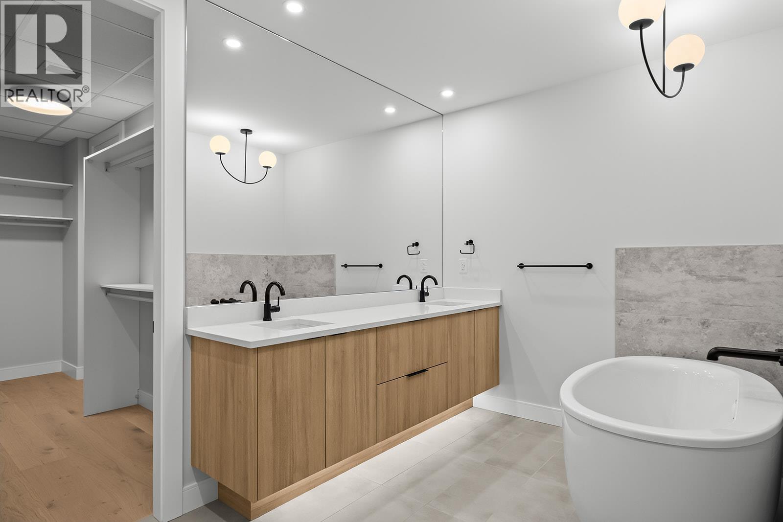 75 Predator Ridge Drive Unit# 502, Vernon, British Columbia  V1H 1G4 - Photo 31 - 10397589