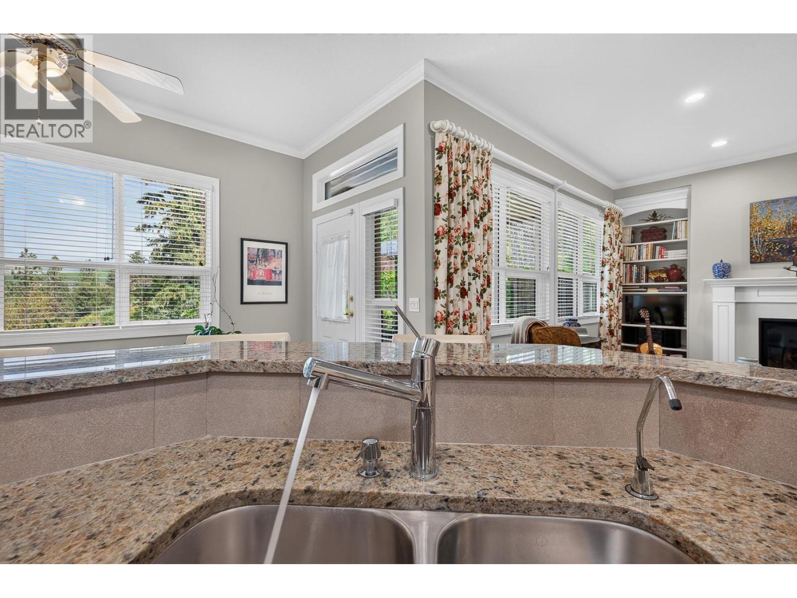 3901 Gallaghers Circle, Kelowna, British Columbia  V1W 3Z9 - Photo 24 - 10397688