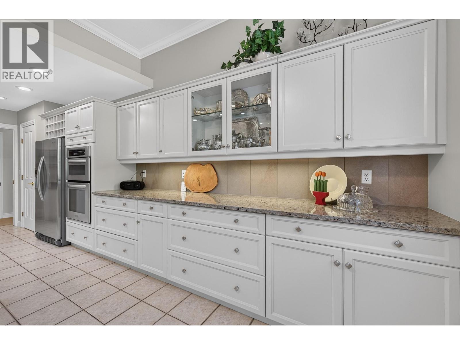 3901 Gallaghers Circle, Kelowna, British Columbia  V1W 3Z9 - Photo 29 - 10397688