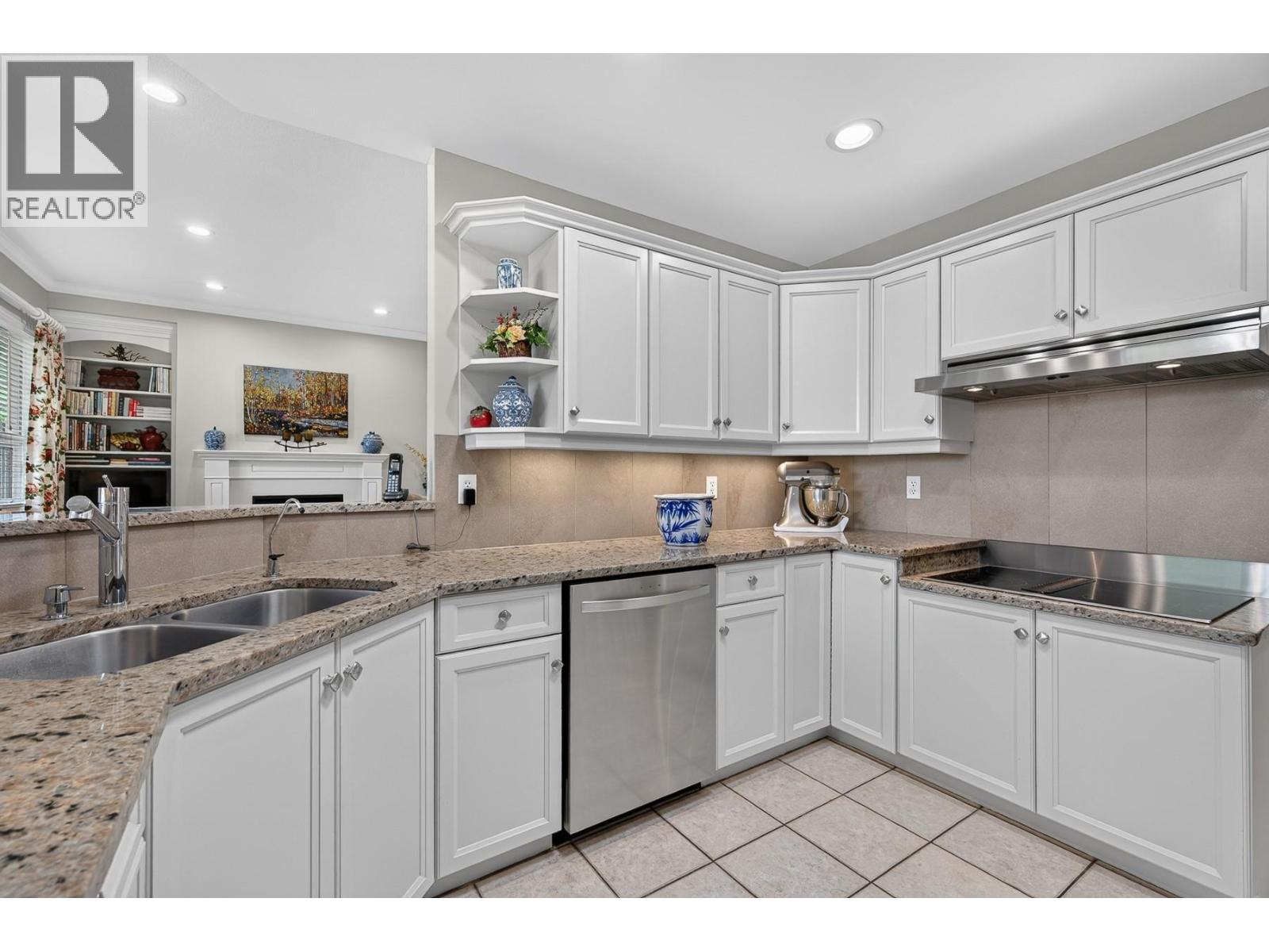 3901 Gallaghers Circle, Kelowna, British Columbia  V1W 3Z9 - Photo 32 - 10397688