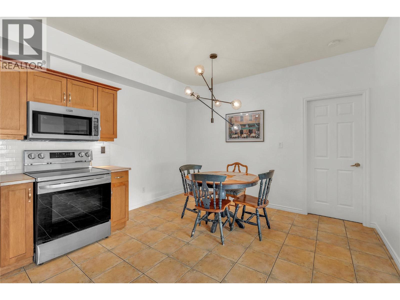 196 Wade Avenue W Unit# 306, Penticton, British Columbia  V2A 1T6 - Photo 9 - 10397559