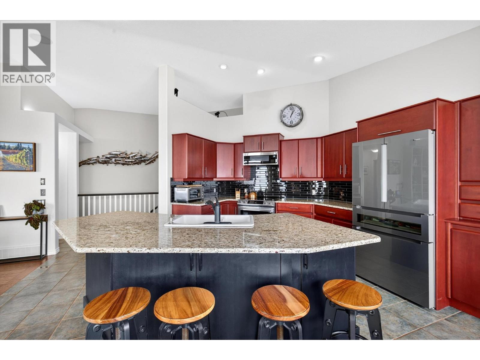 2213 Waddington Court Unit# 3, Kelowna, British Columbia  V1V 2P4 - Photo 9 - 10397460