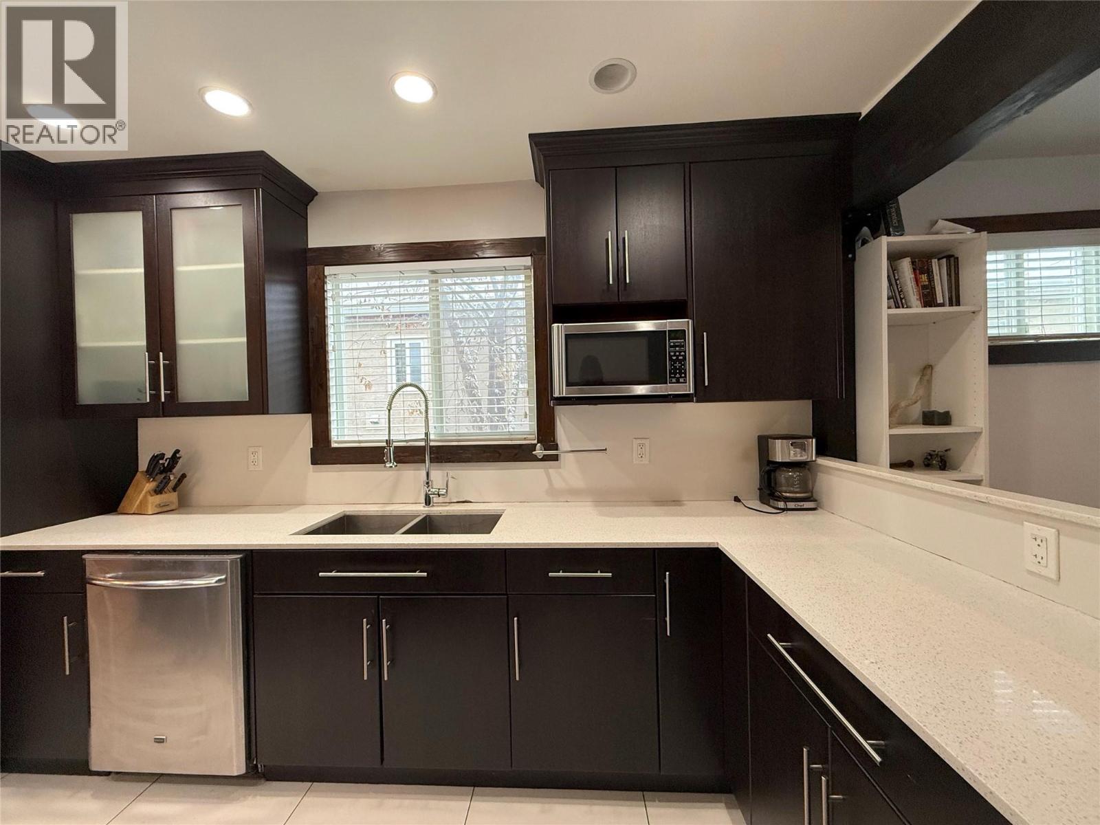 327 Royal Avenue, Kamloops, British Columbia  V2B 3P6 - Photo 14 - 10397820