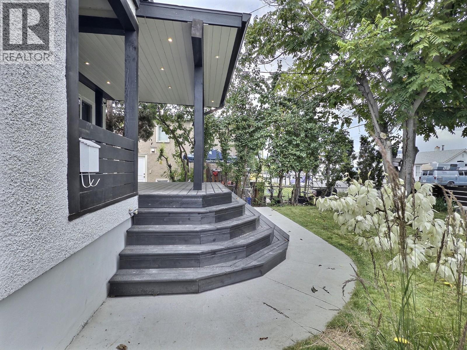 327 Royal Avenue, Kamloops, British Columbia  V2B 3P6 - Photo 3 - 10397820