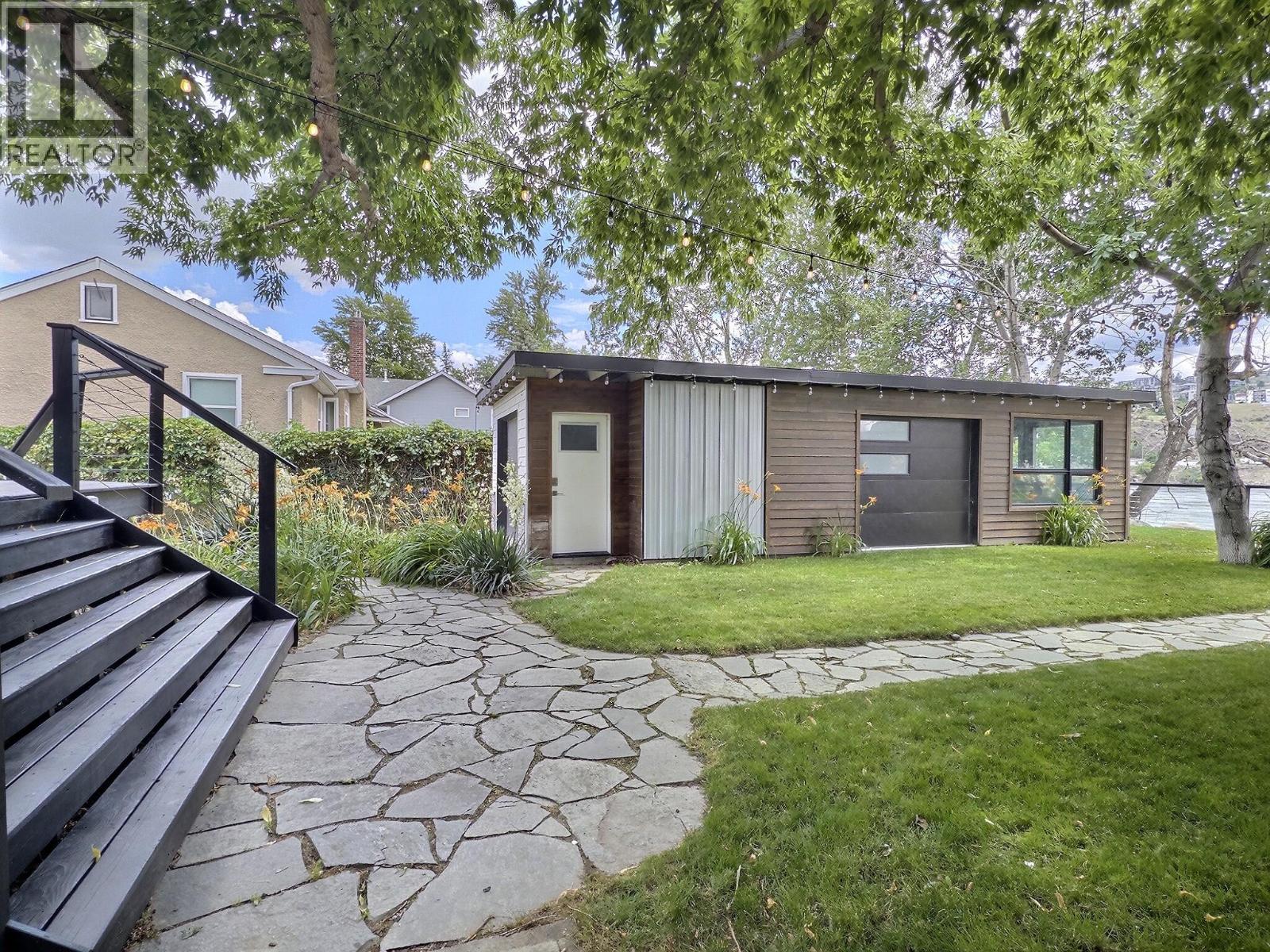 327 Royal Avenue, Kamloops, British Columbia  V2B 3P6 - Photo 6 - 10397820