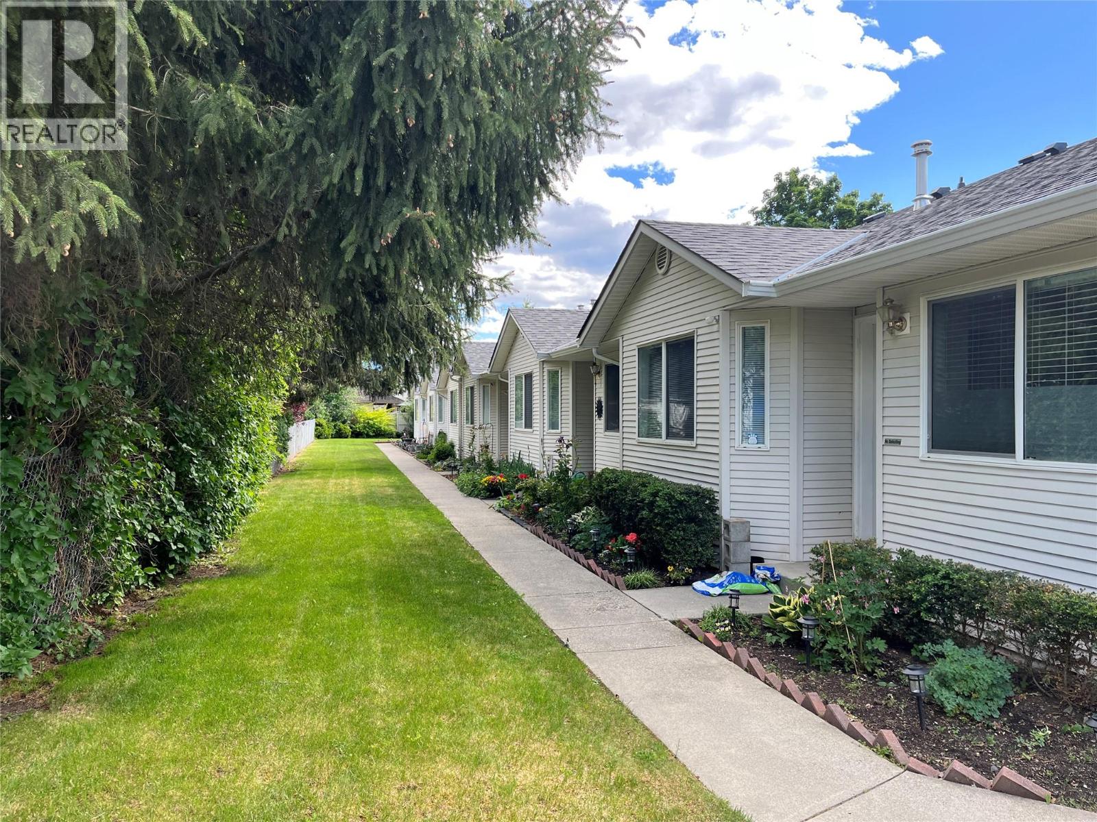 1902 46 Avenue Unit# 2, Vernon, British Columbia  V1T 3P5 - Photo 1 - 10397800