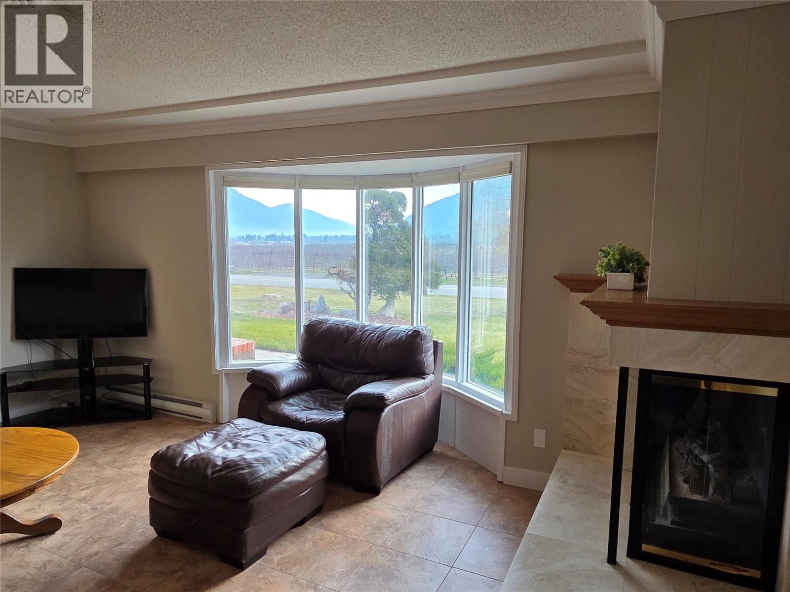 2546 Upper Bench Road, Keremeos, British Columbia  V0X 1N4 - Photo 10 - 10397831