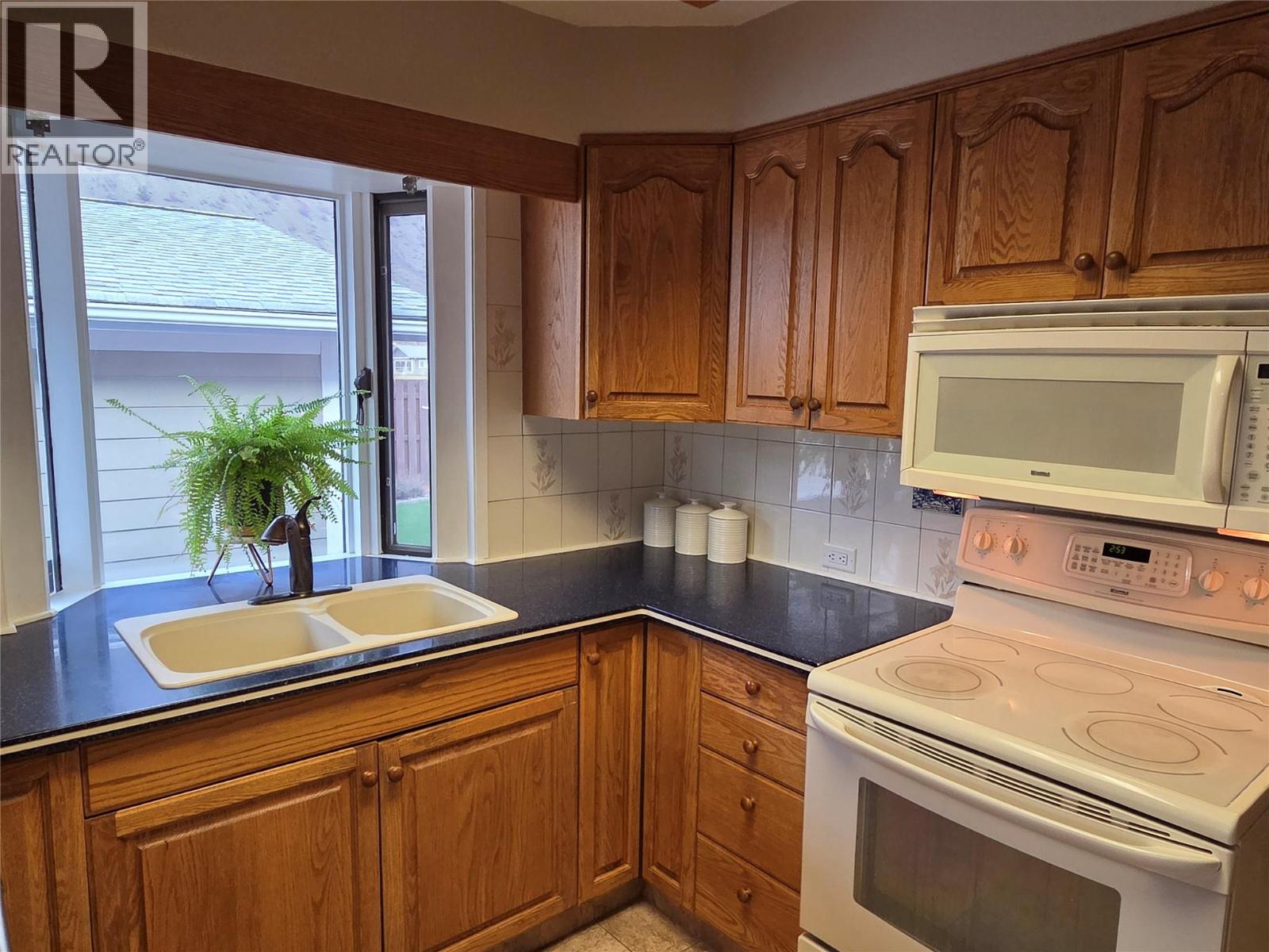 2546 Upper Bench Road, Keremeos, British Columbia  V0X 1N4 - Photo 4 - 10397831