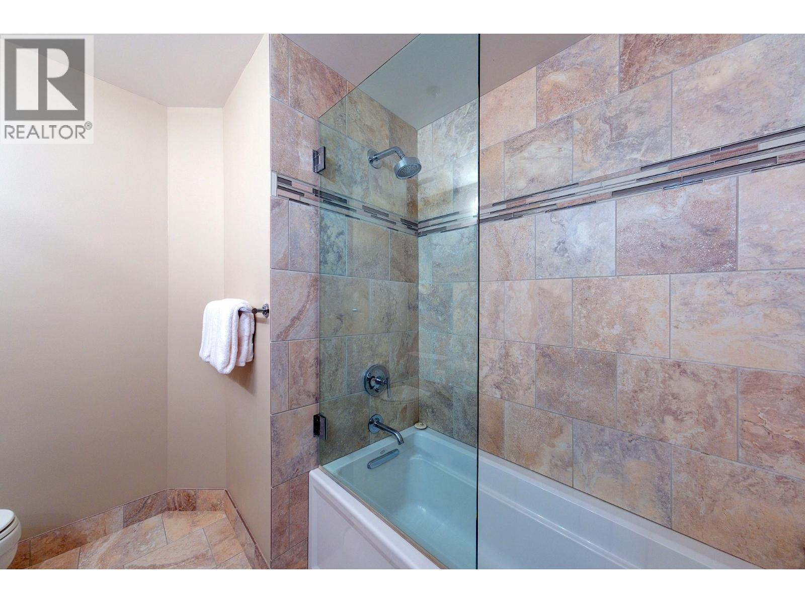 101 Dormie Drive Unit# 3h, Vernon, British Columbia  V1H 1Y6 - Photo 25 - 10397579