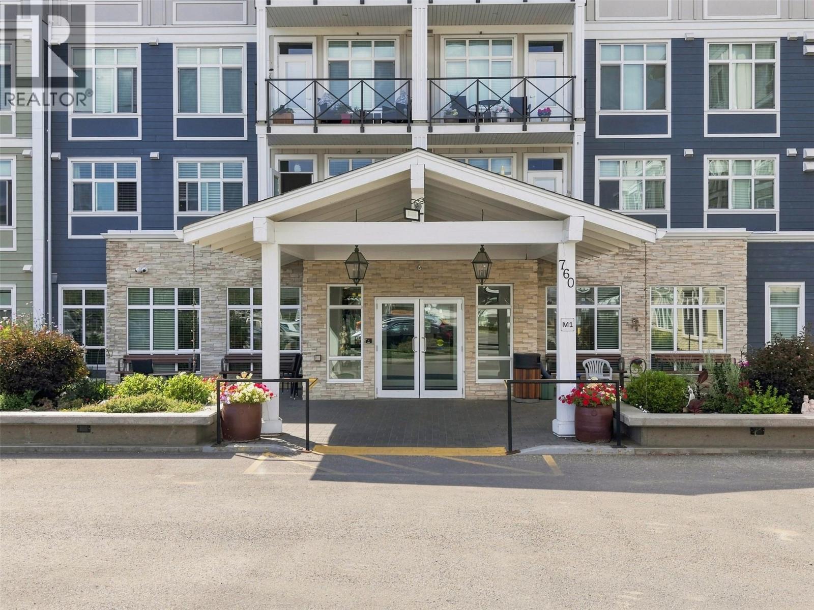 760 Mayfair Street Unit# 300, Kamloops, British Columbia  V2B 0E5 - Photo 2 - 10397866