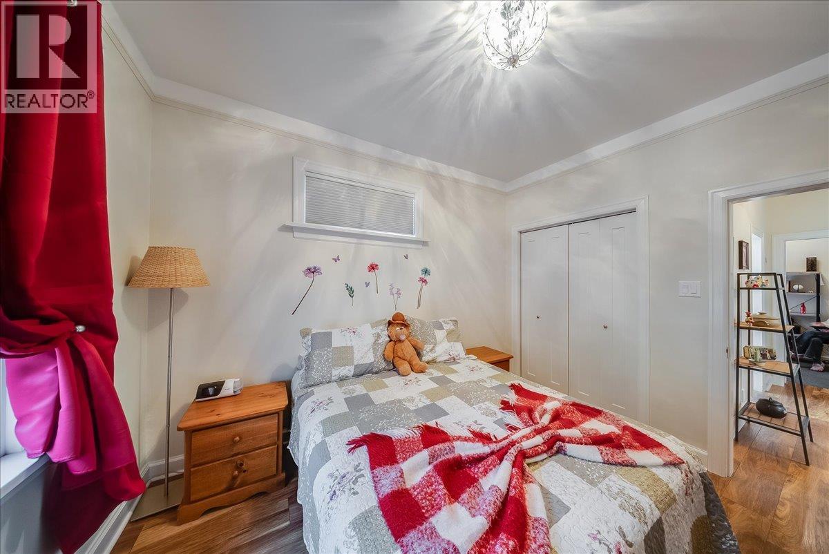 2081 Second Avenue, Trail, British Columbia  V1R 1N4 - Photo 17 - 10397859