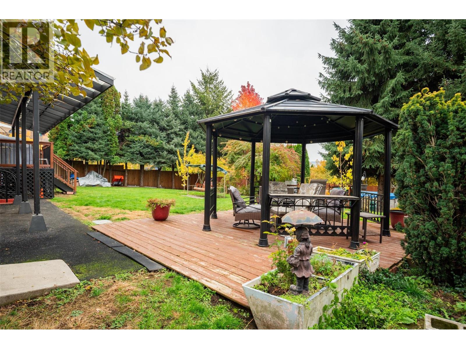 8329 Highway 3b, Trail, British Columbia  V1R 4W3 - Photo 44 - 10397847