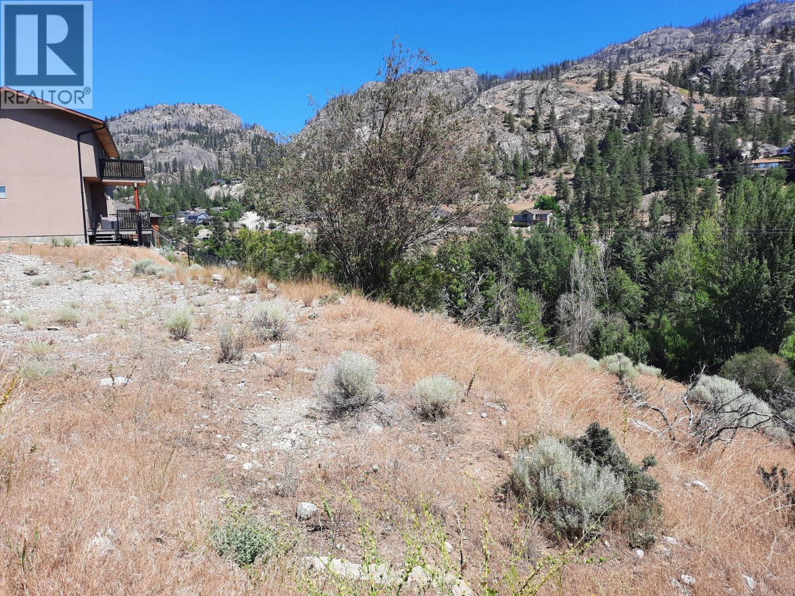 125 Cabernet Drive Unit# 32, Okanagan Falls, British Columbia  V0H 1R3 - Photo 6 - 10397821