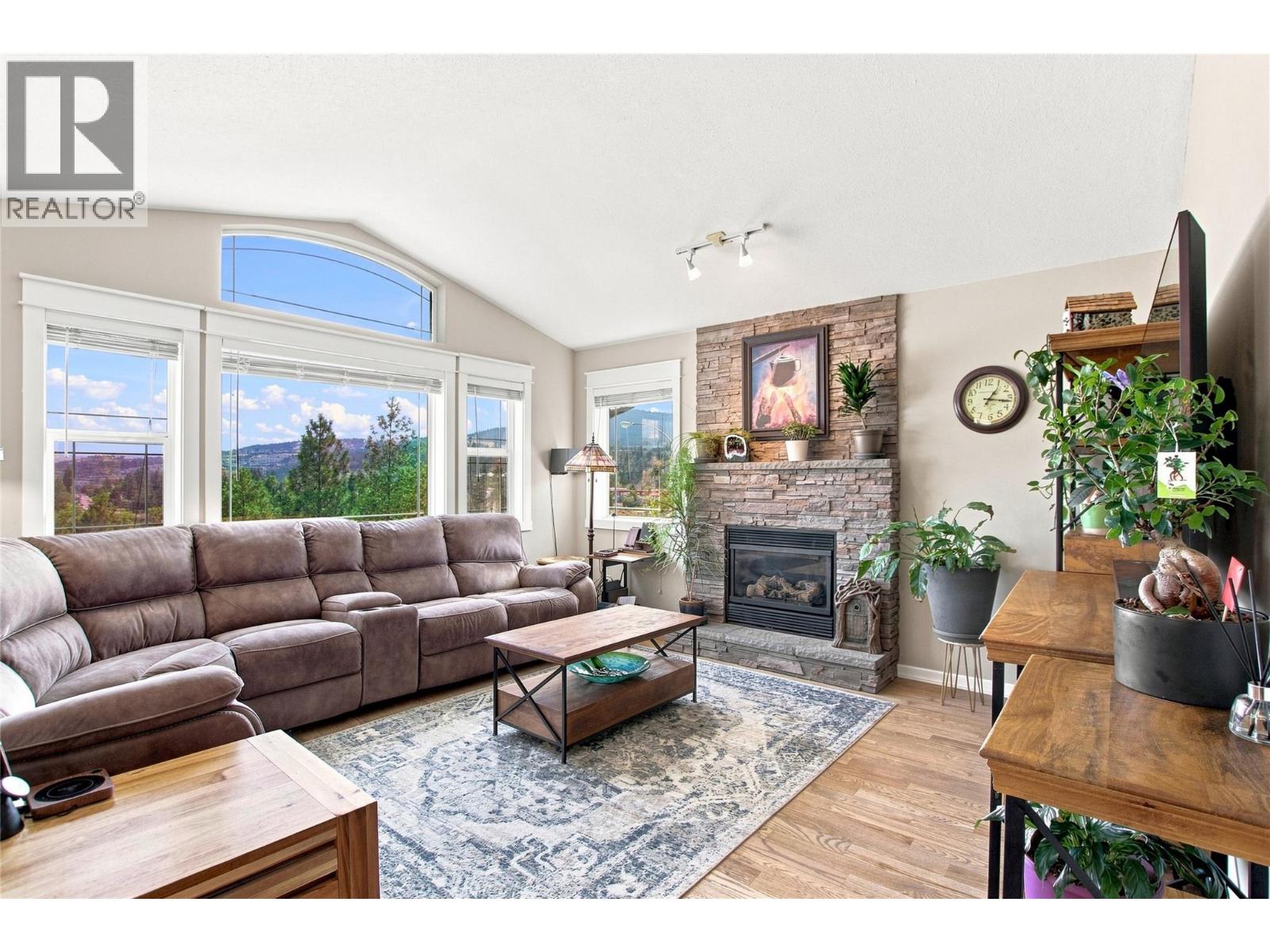 1373 Copperhead Drive, Kamloops, British Columbia  V2E 2T4 - Photo 14 - 10397471
