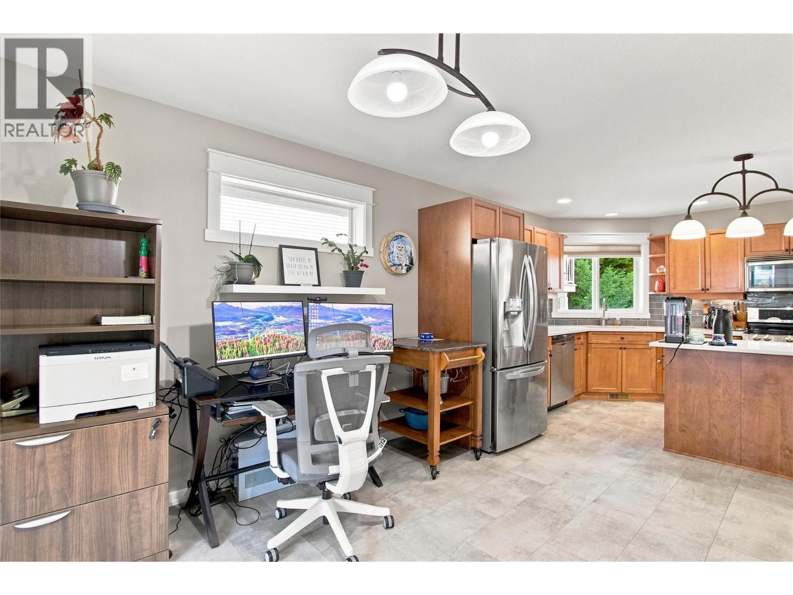 1373 Copperhead Drive, Kamloops, British Columbia  V2E 2T4 - Photo 8 - 10397471