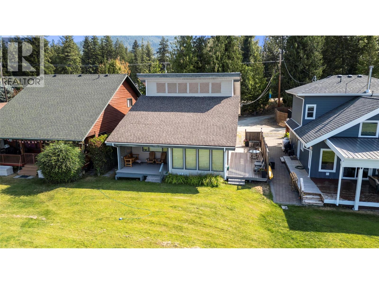 6868 Squilax-Anglemont Road Unit# 4, Magna Bay, British Columbia  V0E 1M7 - Photo 47 - 10397850