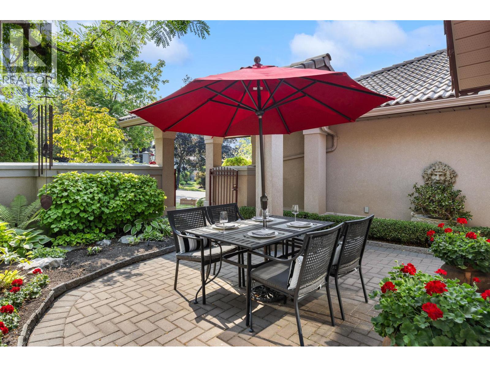 4400 Gallaghers Drive E Unit# 2, Kelowna, British Columbia  V1W 3Z8 - Photo 1 - 10396178