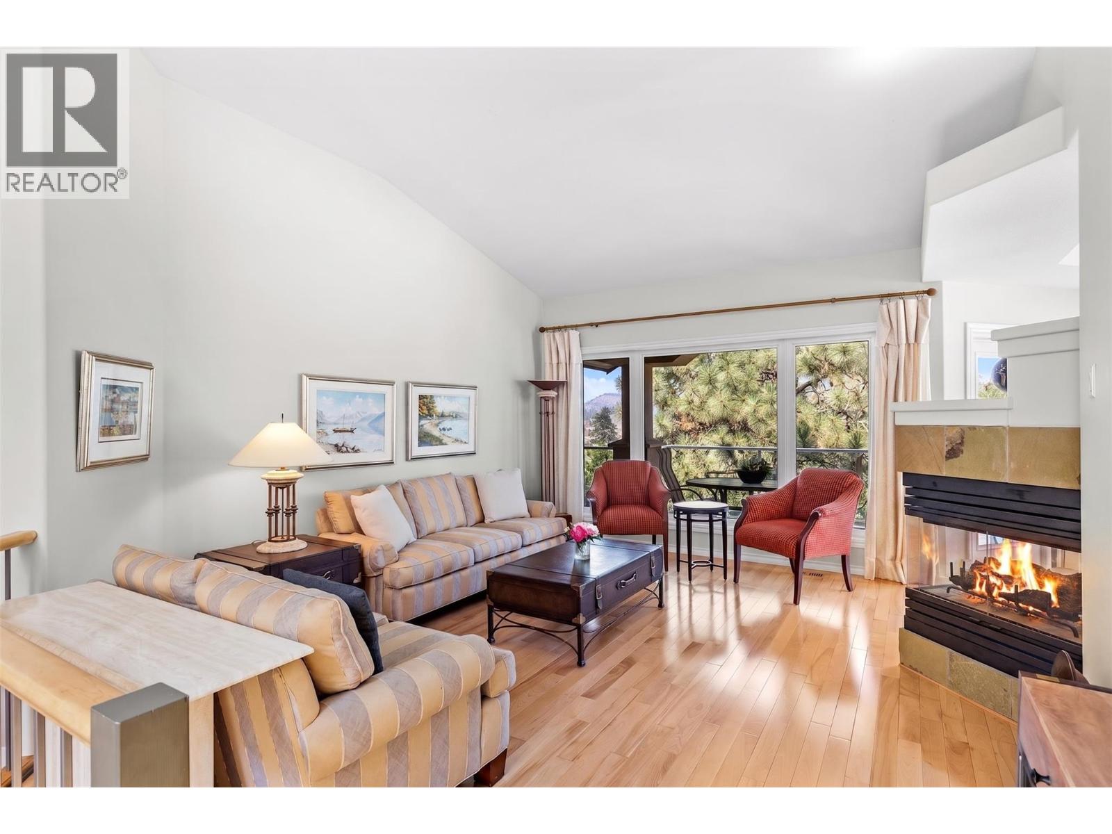 4400 Gallaghers Drive E Unit# 2, Kelowna, British Columbia  V1W 3Z8 - Photo 3 - 10396178