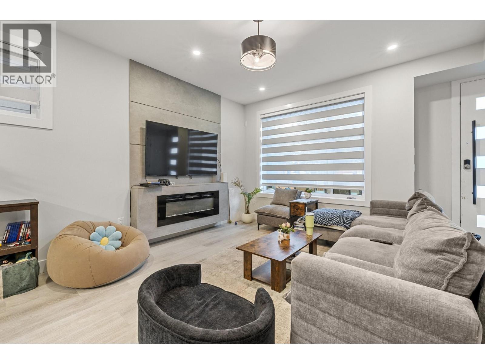 830 Glenwood Avenue Unit# 2, Kelowna, British Columbia  V1Y 5M5 - Photo 4 - 10397694