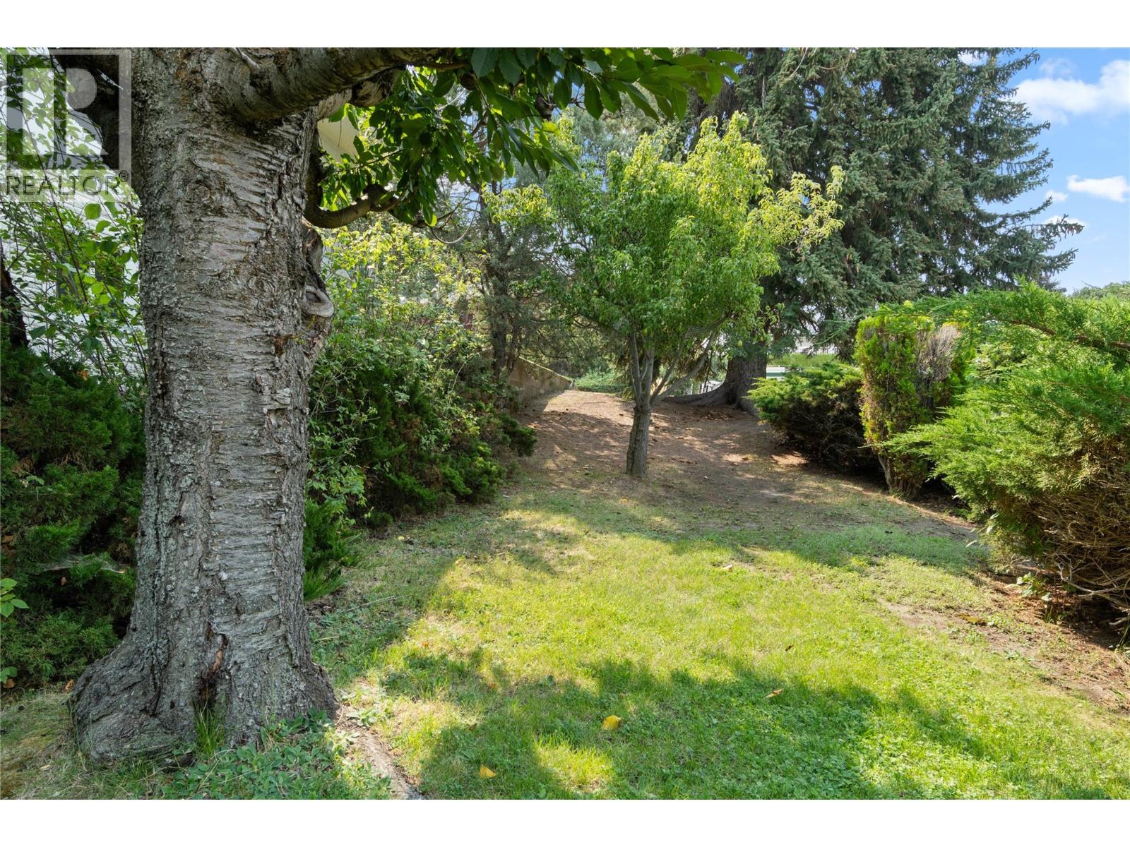 296 Gibraltar Court, Kamloops, British Columbia  V2C 1P2 - Photo 36 - 10397856