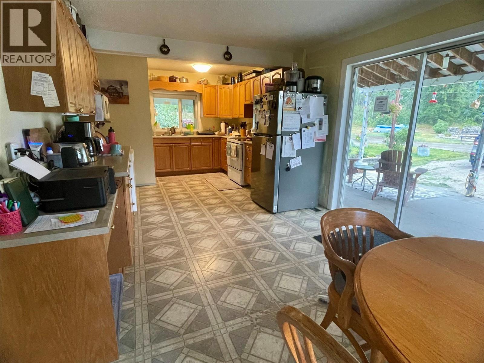 2460 Pye Road Road, Clearwater, British Columbia  V0E 1N1 - Photo 10 - 10397742