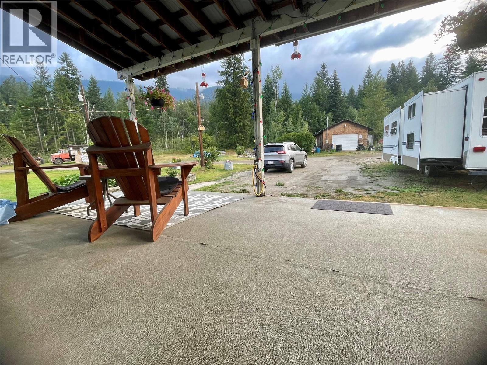 2460 Pye Road Road, Clearwater, British Columbia  V0E 1N1 - Photo 16 - 10397742