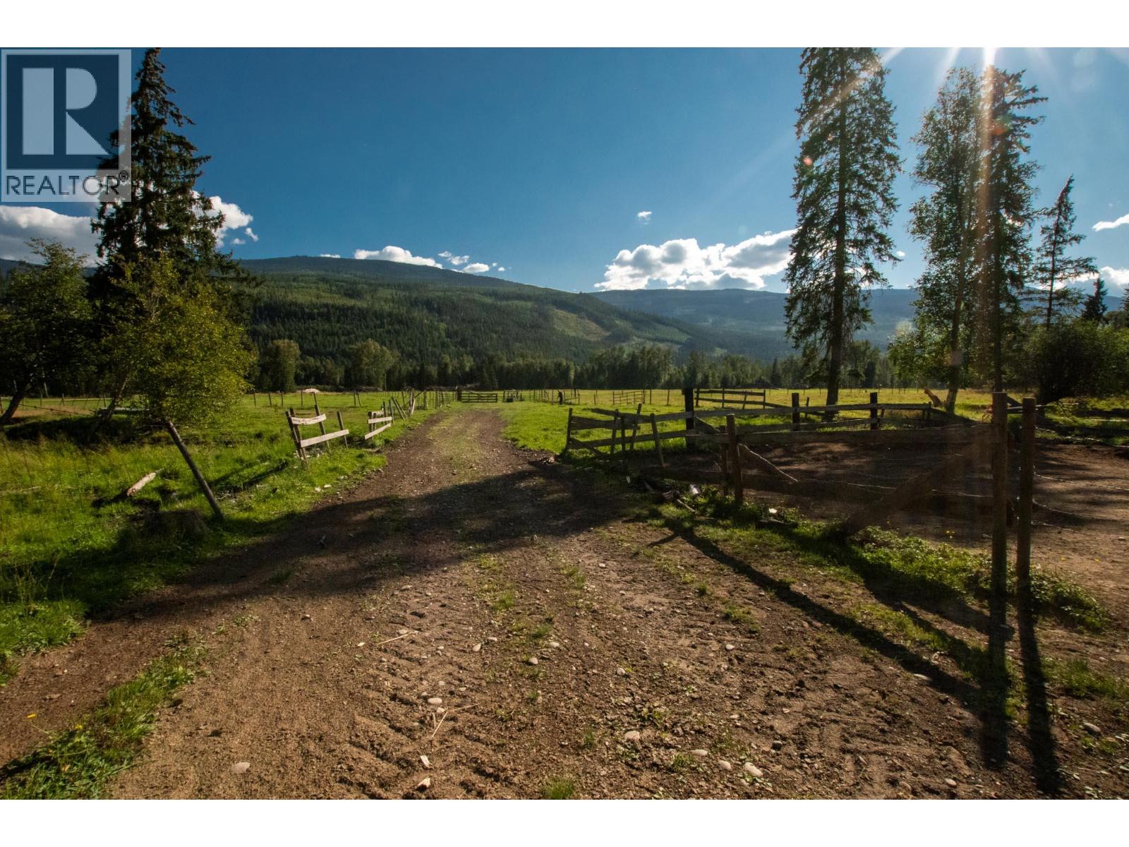 2460 Pye Road Road, Clearwater, British Columbia  V0E 1N1 - Photo 49 - 10397742